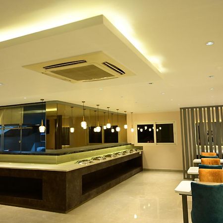 Hotel Sterling Keys By Tgi Bangalore Esterno foto
