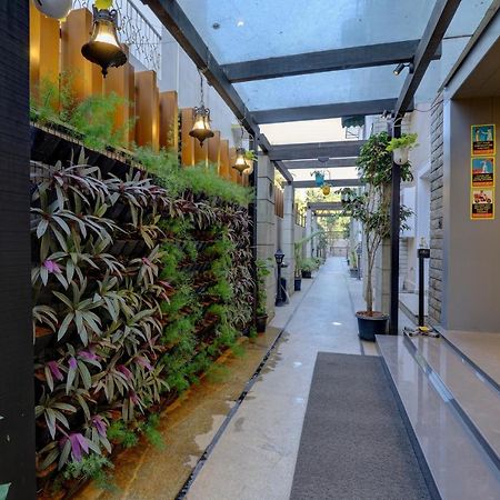 Hotel Sterling Keys By Tgi Bangalore Esterno foto