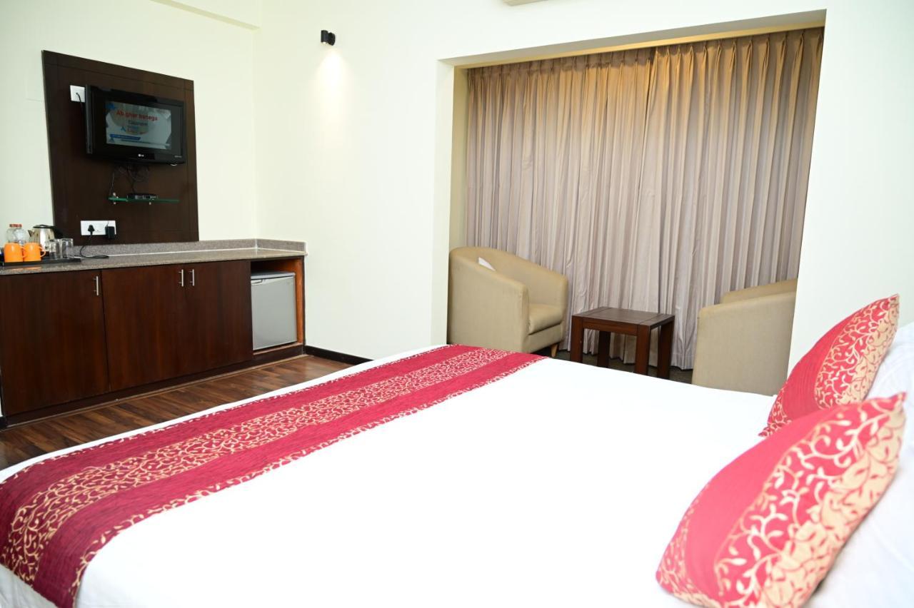 Hotel Sterling Keys By Tgi Bangalore Esterno foto