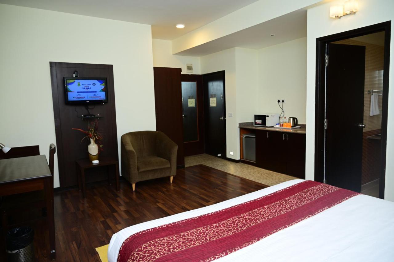 Hotel Sterling Keys By Tgi Bangalore Esterno foto