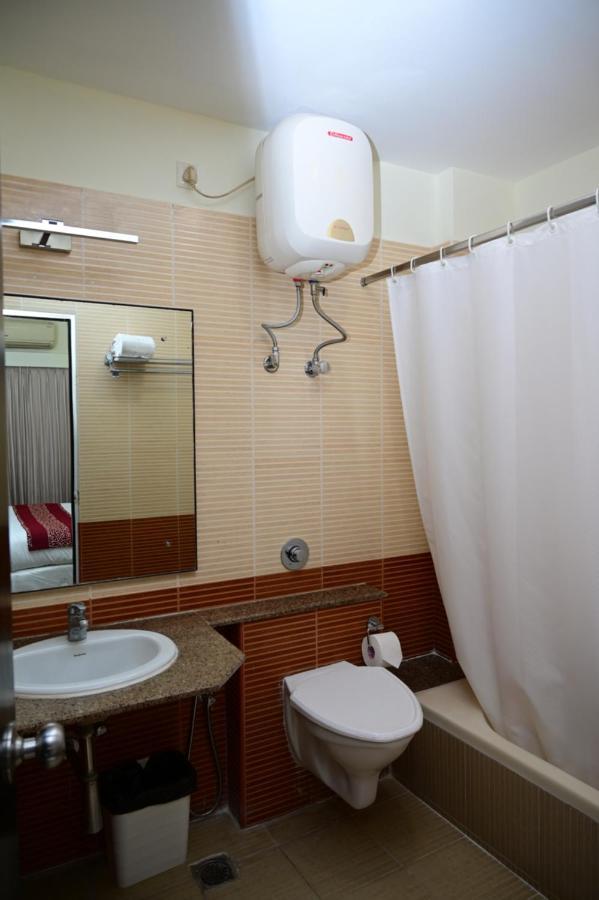 Hotel Sterling Keys By Tgi Bangalore Esterno foto