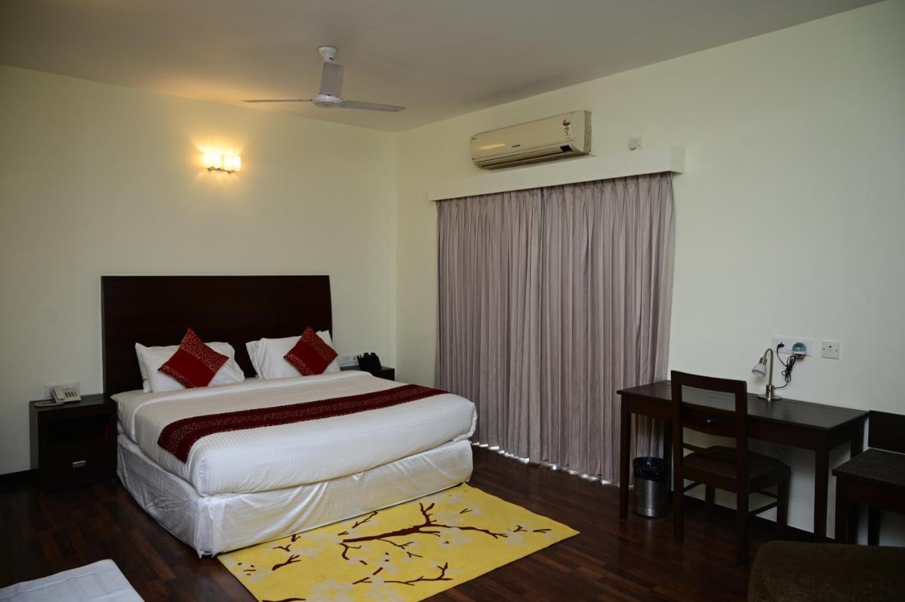 Hotel Sterling Keys By Tgi Bangalore Esterno foto